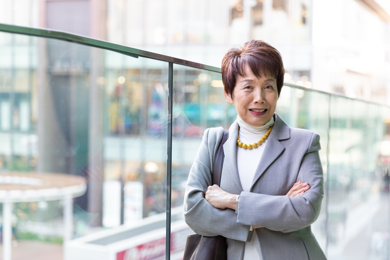 Japanese senior business woman